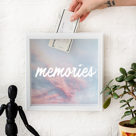 Рамка-копилка светлая 'Memories'