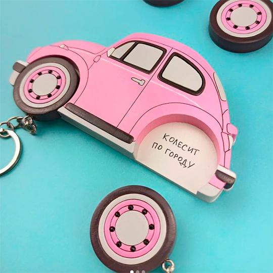 Ключница на два ключа 'Pink Car'