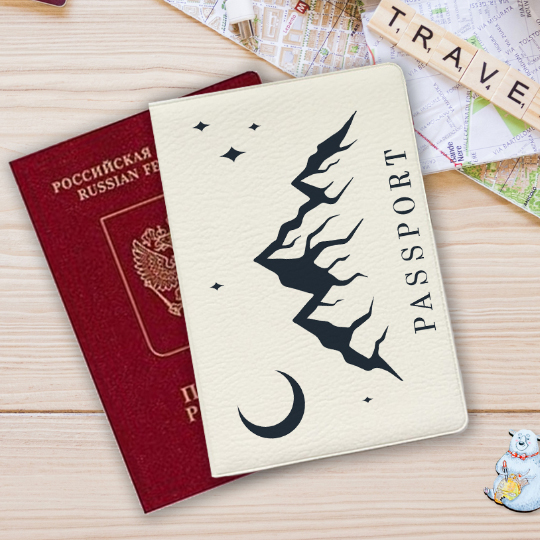 Обложка для паспорта 'Горы и луна'