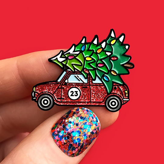 Значок 'Christmas car'  / Красный с блестками