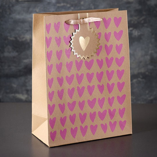 Пакет подарочный крафтовый 'Hearts'