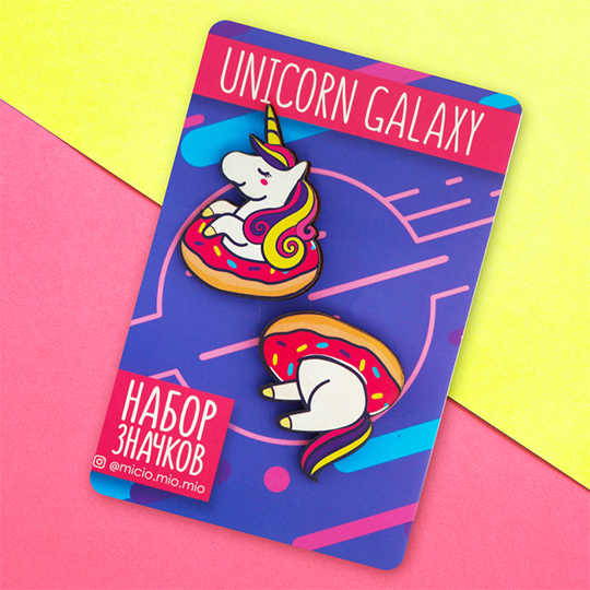 Значок на подложке 'Unicorn galaxy'