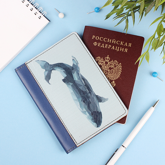 Обложка для паспорта 'Лунный кит'